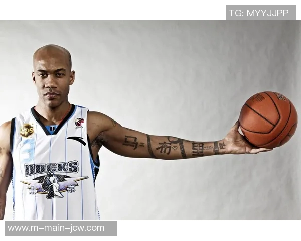 孙悦复出首秀10中2,马布里:他的作用不只是得分