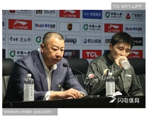 小丁爆发深圳无奈告负吴庆龙:针对性防守执行差 小丁爆发深圳无奈告负吴庆龙:针对性防守执行差