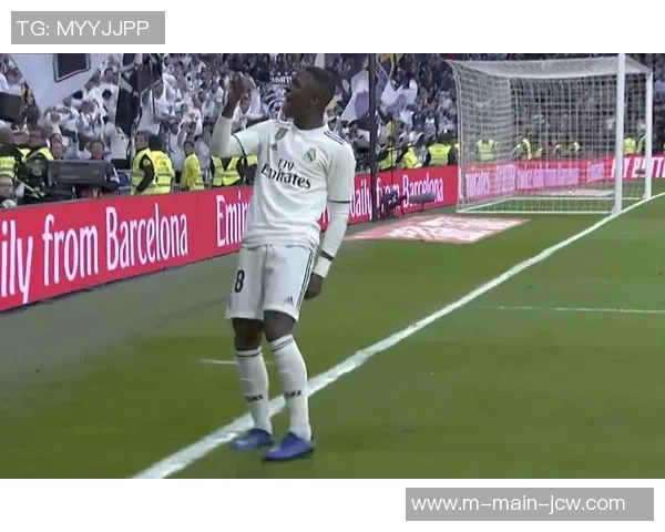 主场0-2告负,皇马对塞尔塔19场不败与11连胜被终结的背后:观赛时代的情感与商业新机遇 主场0-2告负,皇马对塞尔塔19场不败与11连胜被终结的背后:观赛时代的情感与商业新机遇