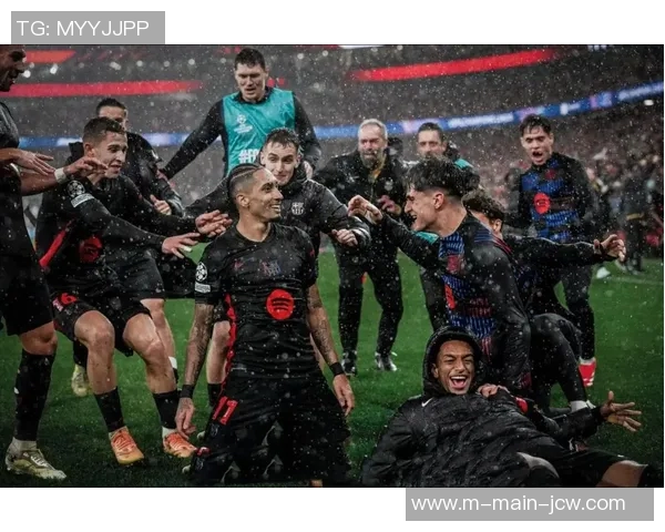 巴萨旧将拉菲尼亚:梅西是历史最佳,内马尔过人更有观赏性 巴萨旧将拉菲尼亚:梅西是历史最佳,内马尔过人更有观赏性